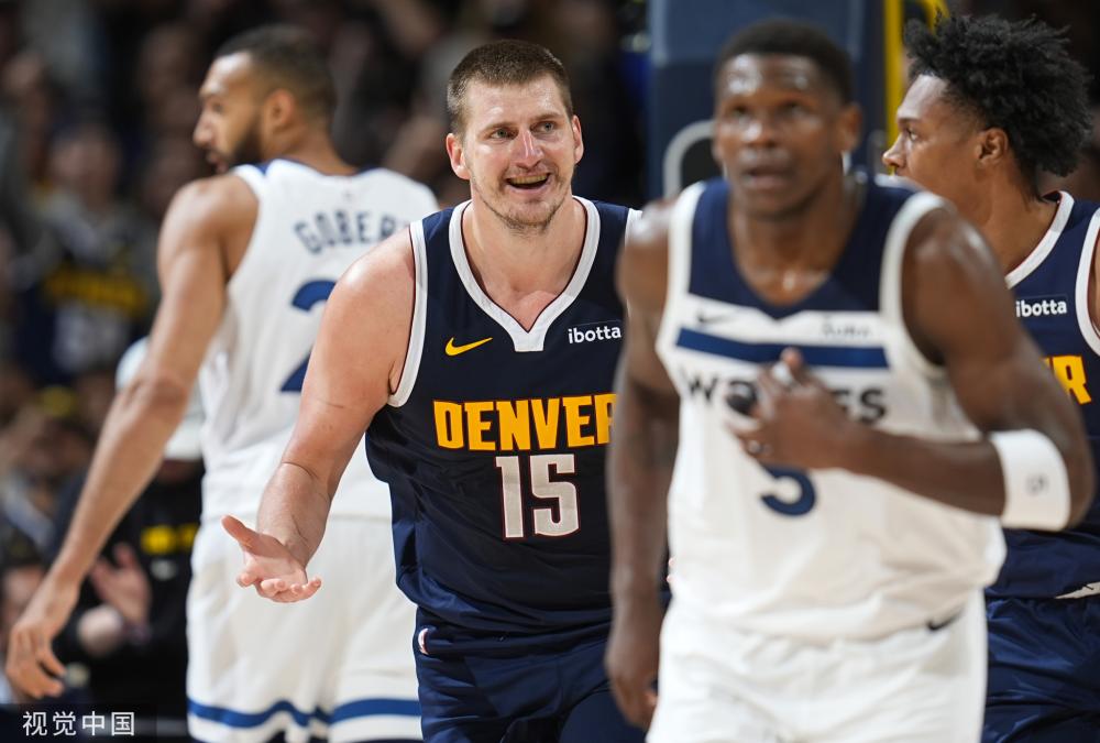 和防守稳健 和防守稳健