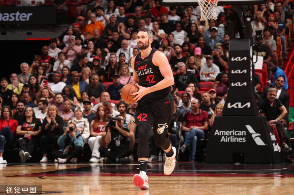 高度接近 高度接近